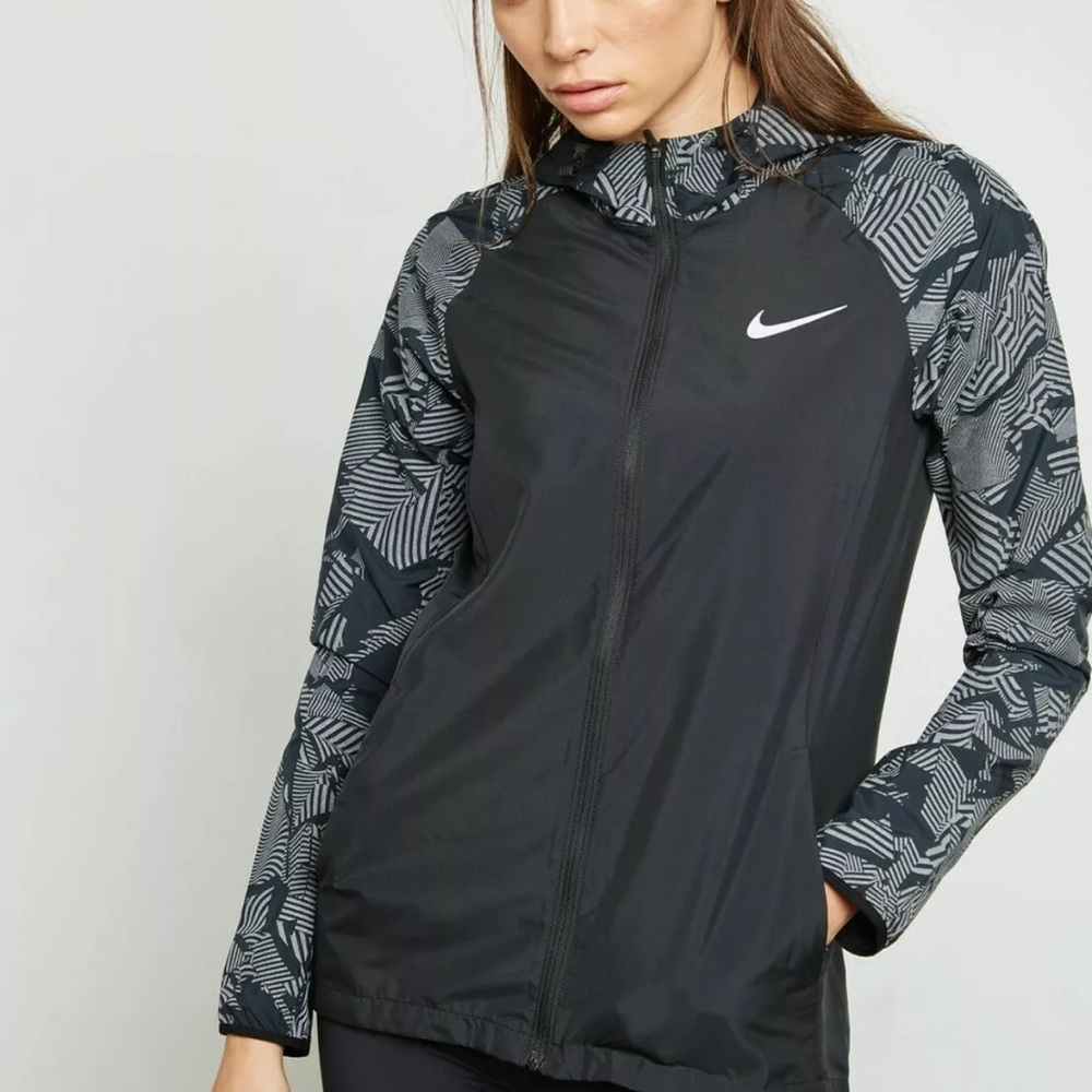 NIKE | Essential Flash Reflective Running Jacket | Size S | Black